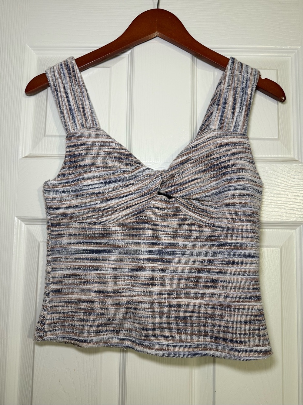 Evereve Val Twist Front Tank size small